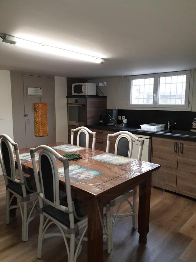 T1 Dans Maison Au Calme Realmont Bagian luar foto